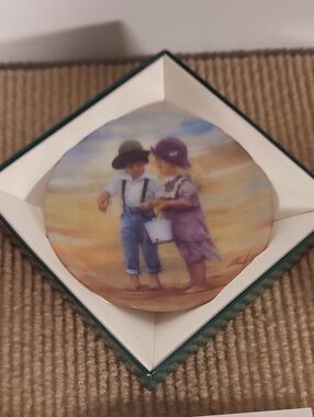 Donald Zolan  "Seaside Treasures"  miniature plate Pemberton & Oakes